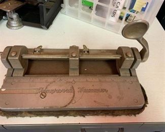 Vintage Wilson-Jones Co. Improved Hummer 3-Hole Punch!