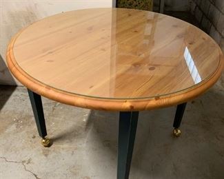 Pier One Imports Table on Wheels w/Glass Top 42"!