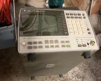 Dynamic Signal Analyzer Oscilloscope w/Manual #3561A!