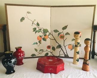 table screen, cloisonne vases and tall wooden dolls