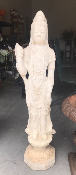 Large Guan Yin statuary 
