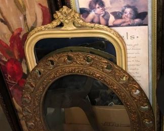Antique mirrors and prints