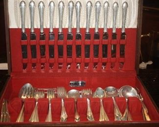 STERLING FLATWARE SET