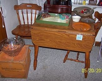 Small drop leaf kitchen table and 2 chairs