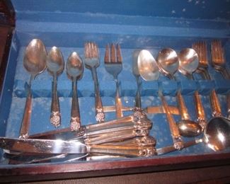 Flatware Sets