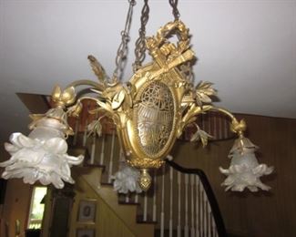 Stunning Chandeliers To Choose From