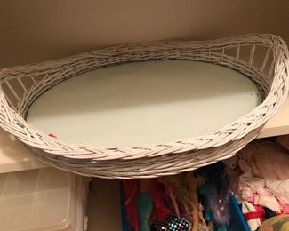 WICKER TRAY