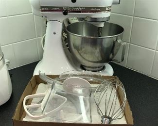 KITCHEN AID MIXER