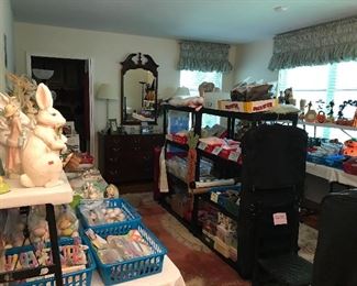 EASTER & HALLOWEEN ROOM