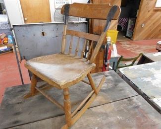 Old Rocking Chair(Mothers) 