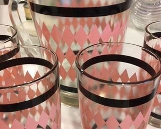 Heavy glass pitcher with ice lip and 4 matching tumblers in black stripe and pink diamonds by Hazel Atleas