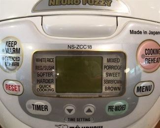 Computerized, 10 cup rice cooker by Zojirushi with Neuro Fuzzy technology