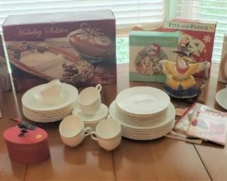 Fitz and Floyd Country Decorative and Serving Items