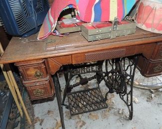 Singer treddle  sewing machine