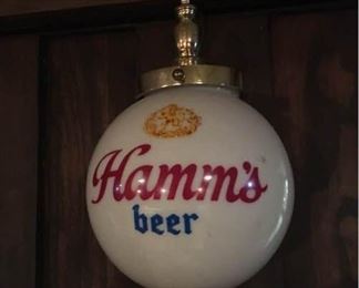 Hamm's Beer Lights https://ctbids.com/#!/description/share/158369