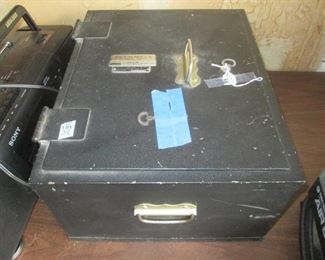 Victor Treasure Chest Safe by Sperry Rand