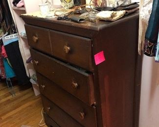 Wooden chest of drawers