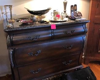 marble top chest of drawers