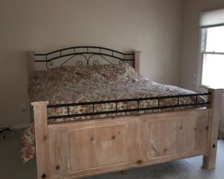 SOUTHERN CRAFTSMEN’S GUILD BEDROOM KING BOSEMAN FORGE BED