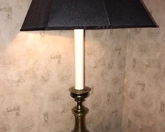 VINTAGE TABLE LAMP