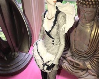 CAPODIMONTE GIUSEPPE ARMANI FIGURINE STATUE