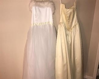 WOMEN'S VINTAGE DRESSES
