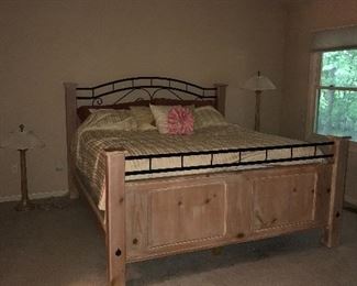 SOUTHERN CRAFTSMEN’S GUILD BEDROOM KING BOSEMAN FORGE BED