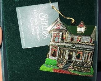 SHELIA'S COLLECTORS SOCIETY HOUSES