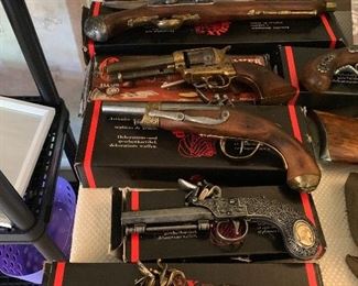 DENIX FULL SIZE REPLICA GUNS