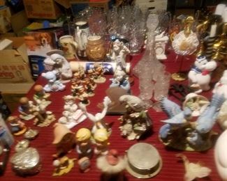 LOTS OF COLLECTIBLES