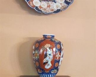 Imari platter and vase 