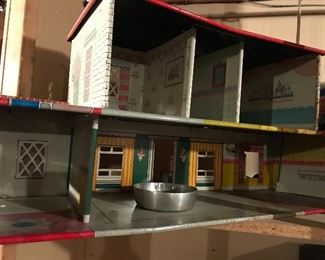 60's metal doll house