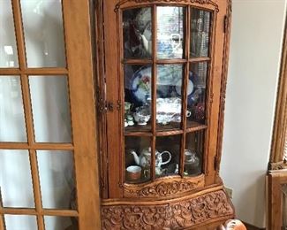Another carved curio set