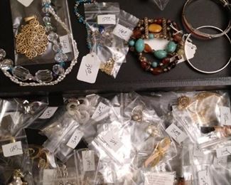 great selection of jewelry