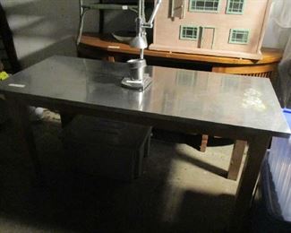 Stainless Steel Top/Perfect for kitchen island or table