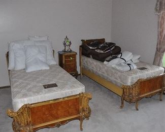 Picture #2 of Bid Package #2-French Antique Bed Set
