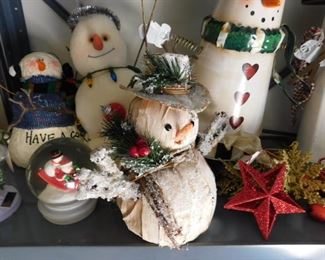 Snowmen/Christmas items 