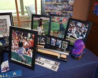 Autographed Baseball Memorabilia