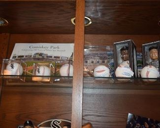 Autographed Baseball Memorabilia