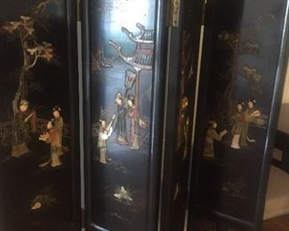 Small Chinese screen