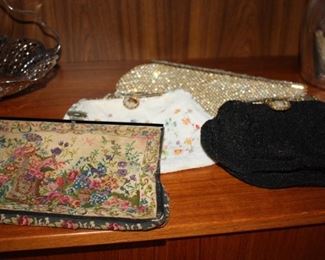 Some darling vintage handbags