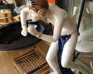 Royal Dux