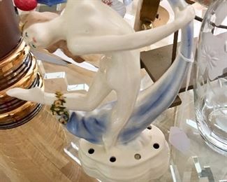 1930’s flower frog