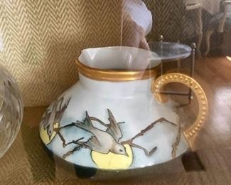 Deco pitcher