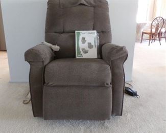 Pride lift chair