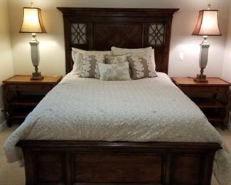 Queen Hi Back Bed Set