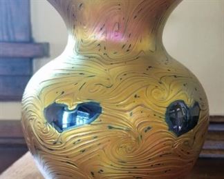 Lundberg Studio Glass Heart Vase