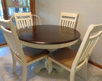 table & 4 chairs
