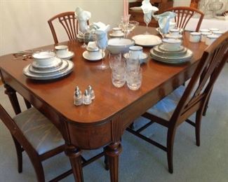 vintage dining table w/6 chairs, mahogany I think