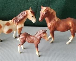 Breyer collectible horses - 25 to choose from
